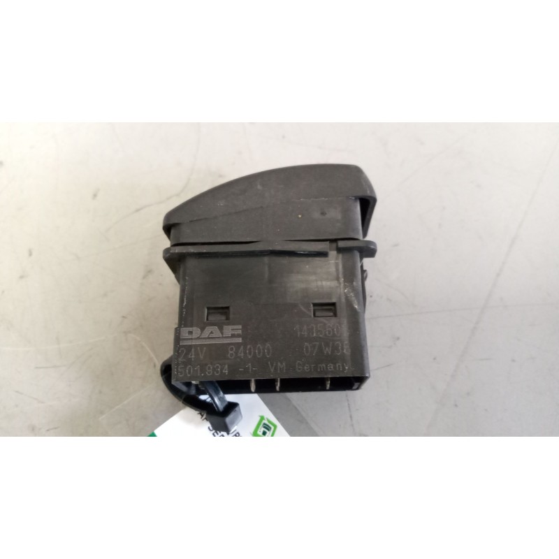 Recambio de interruptor para daf serie xf105.460 12.9 diesel referencia OEM IAM 1435602 - Blanco 3