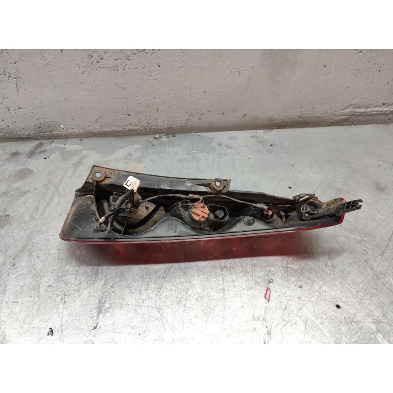 Recambio de piloto trasero izquierdo para nissan note (e11e) acenta referencia OEM IAM - Negro 2