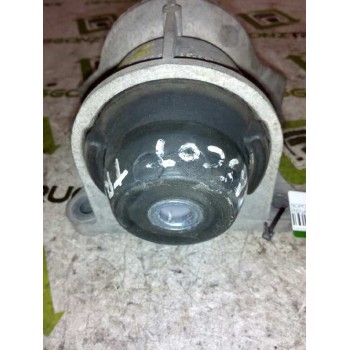 Recambio de soporte motor para renault trucks mascott 160 dxi referencia OEM IAM 5010435168 90519800 