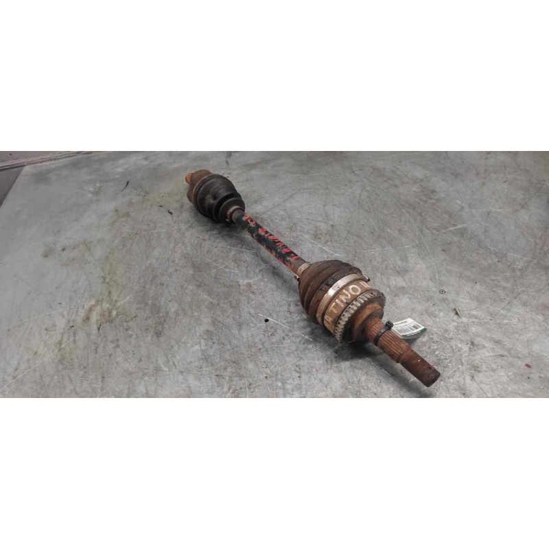 Recambio de transmision delantera izquierda para nissan almera tino (v10m) 1.8 16v cat referencia OEM IAM  28MM MANGUETA 26MM CA