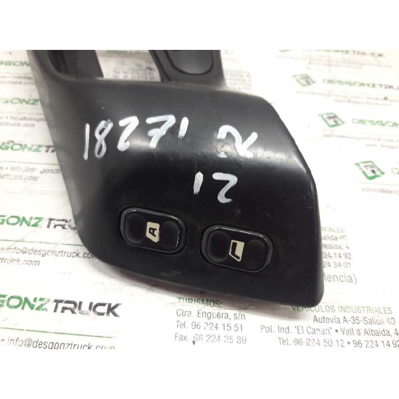 Recambio de mando elevalunas delantero izquierdo para citroën xantia berlina 2.0 hdi 90/110 attraction referencia OEM IAM 961305 2