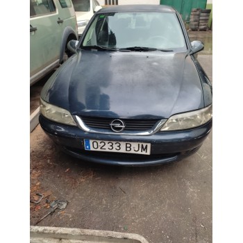 opel vectra b berlina del año 2001