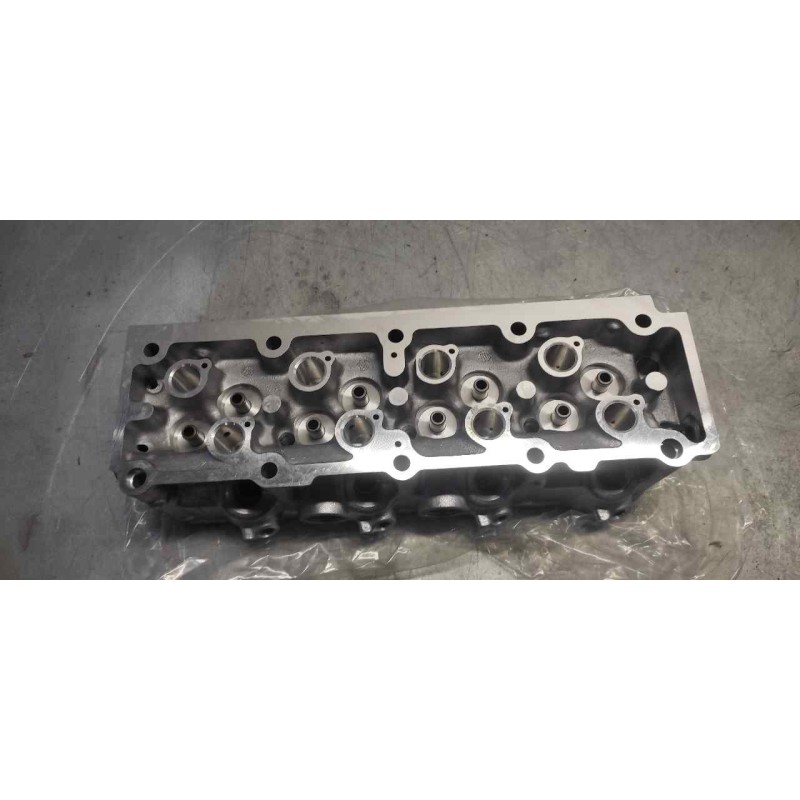 Recambio de culata para opel kadett d básico berlina referencia OEM IAM  NUEVO 2