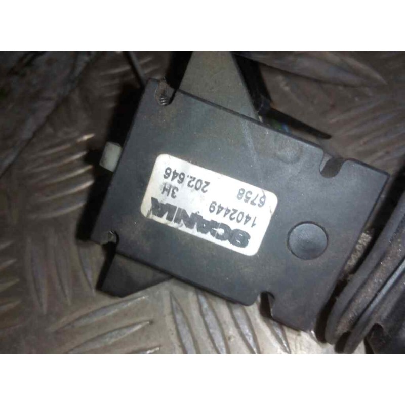Recambio de mando intermitentes para scania serie 4 (p/r 164 l) fsa 480 (4x2) e3 largo cr 19 a referencia OEM IAM 1402449 - Blanco 2