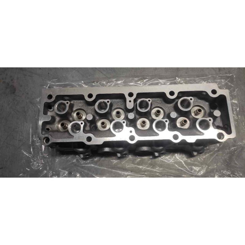Recambio de culata para opel kadett e gl berlina referencia OEM IAM  NUEVO 2
