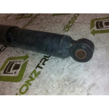 Recambio de amortiguador trasero para renault trucks mascott 160 dxi referencia OEM IAM 5010557381A  