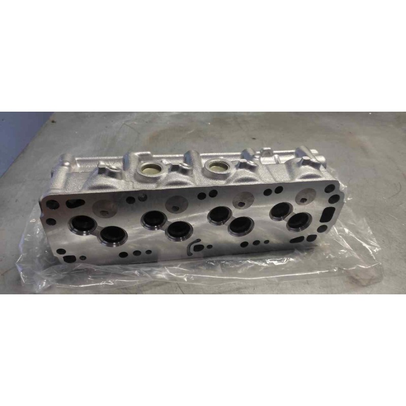 Recambio de culata para opel kadett e gl berlina referencia OEM IAM  NUEVO 4