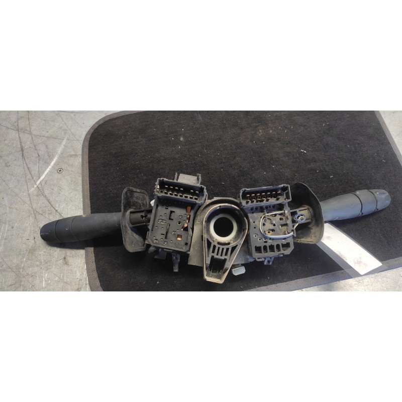 Recambio de mando multifuncion para renault kangoo (f/kc0) 1.5 dci diesel referencia OEM IAM 7700308733 2