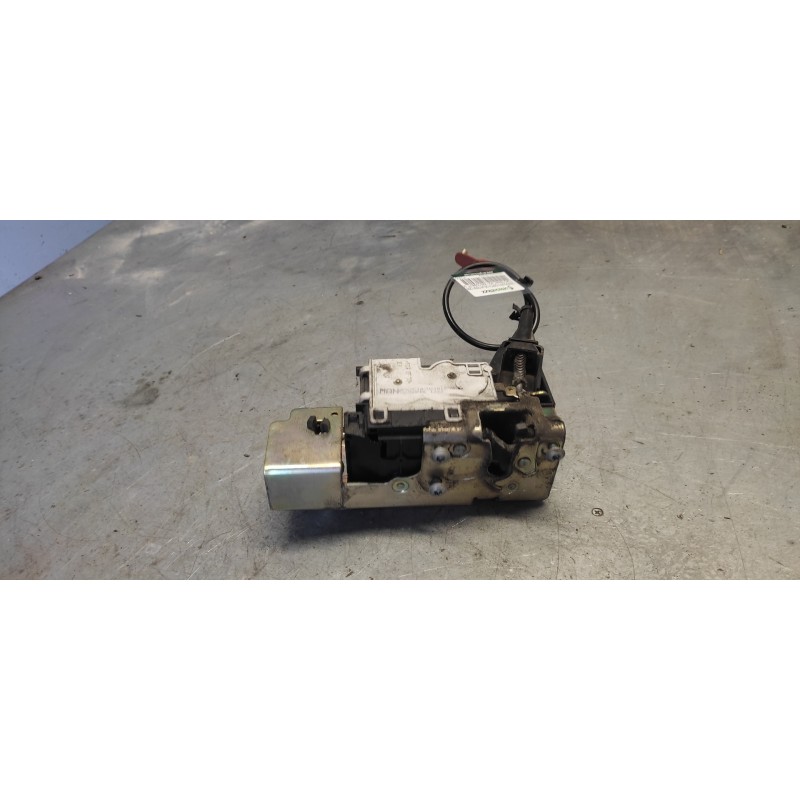 Recambio de cerradura puerta delantera derecha para ford transit mod. 2000 combi ft 260 2.0 corto referencia OEM IAM YC1AV21812A - Blanco
