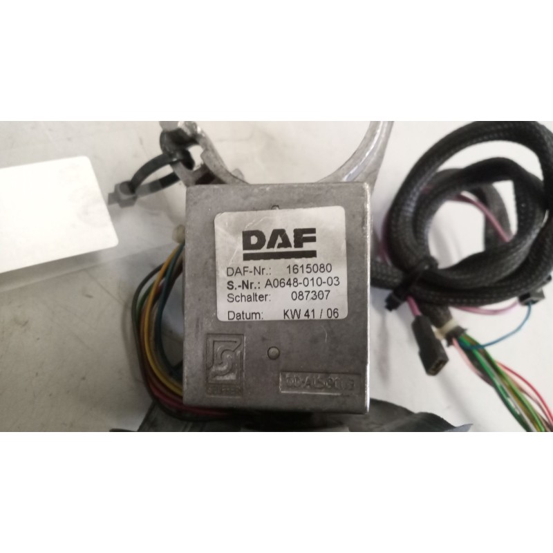 Recambio de mando intermitentes para daf serie xf105.460 12.9 diesel referencia OEM IAM 1615080 - Blanco 4