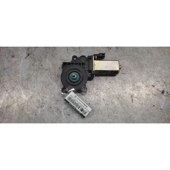 MOTOR ELEVALUNAS DELANTERO DERECHO 2S5114553AA 2 PINS 