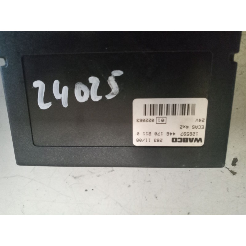 Recambio de modulo electronico para iveco stralis (ad/at) 10.3 diesel referencia OEM IAM 4461702110 CENTRALITA ECAS - Rojo 4