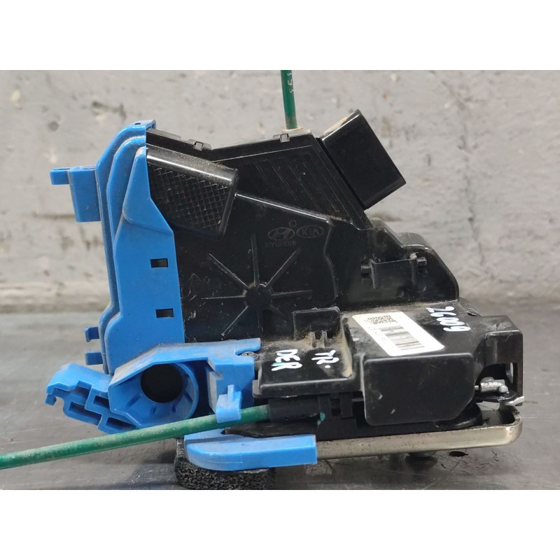 Recambio de cerradura puerta trasera derecha para hyundai i30 (gd) 1.6 crdi referencia OEM IAM 81420A6100  