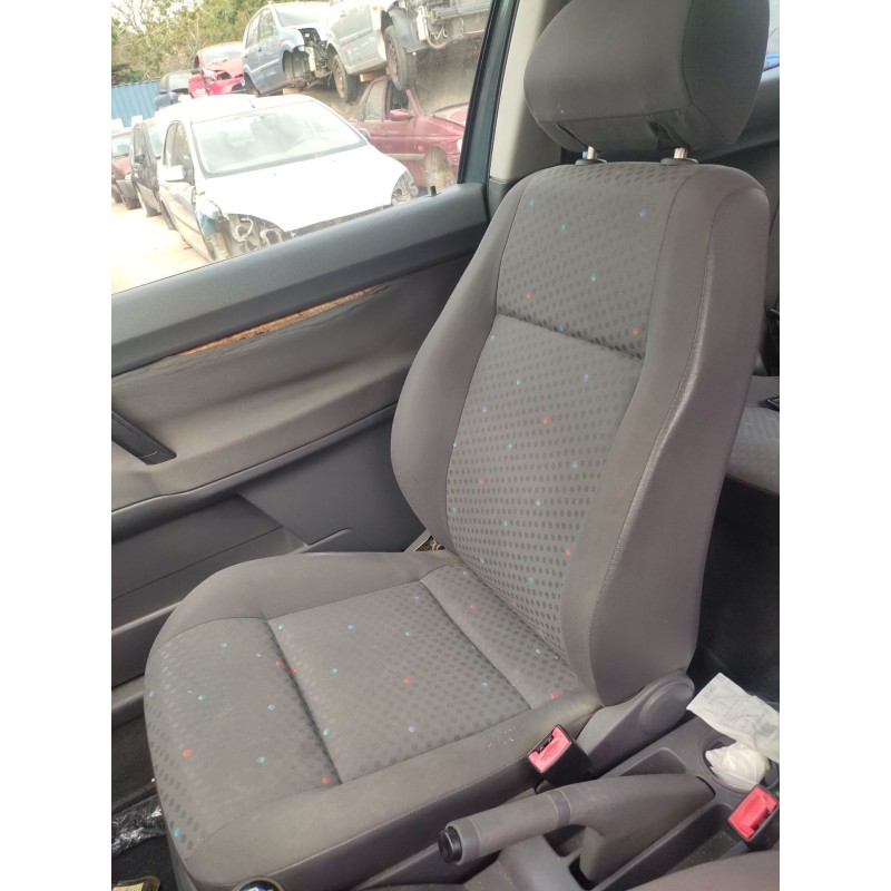 Recambio de asiento delantero derecho para volkswagen polo (9n_, 9a_) 1.2 12v referencia OEM IAM   