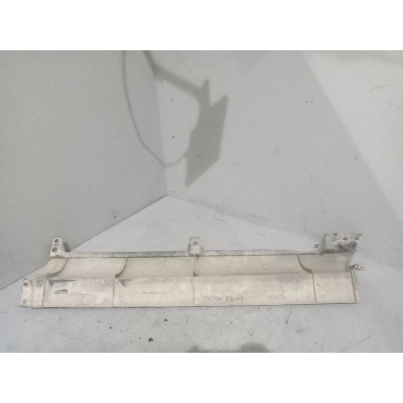 Recambio de spoiler paragolpes delantero para iveco stralis (ad/at) fg at y / p 6x2 larga distancia referencia OEM IAM 504065982 - Blanco 3