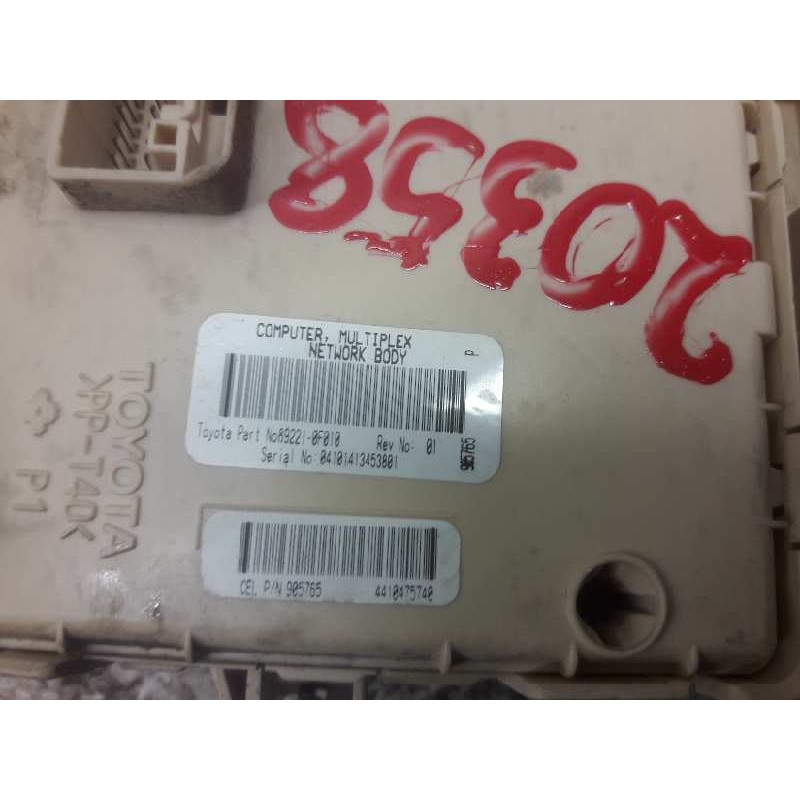 Recambio de caja reles / fusibles para toyota corolla verso (r1) 2.0 d-4d luna referencia OEM IAM 892210F010 04101413453801 3