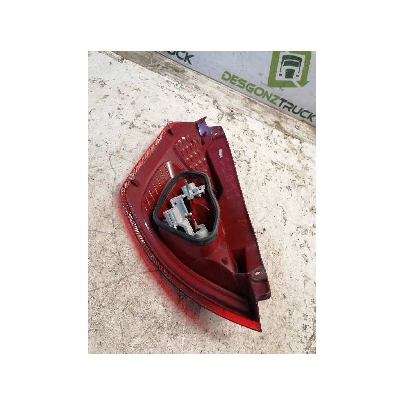 Recambio de piloto trasero derecho para ford fiesta (cb1) econetic referencia OEM IAM   5 PINS - Rojo 2
