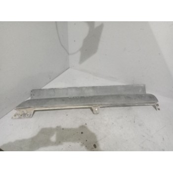 Recambio de spoiler paragolpes delantero para iveco stralis (ad/at) fg at y / p 6x2 larga distancia referencia OEM IAM 504074676