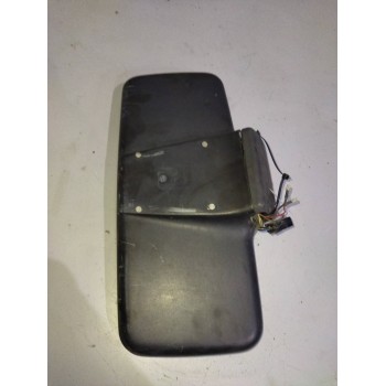 Recambio de retrovisor derecho para renault magnum ab 2005 12.8 diesel referencia OEM IAM 5001873671  