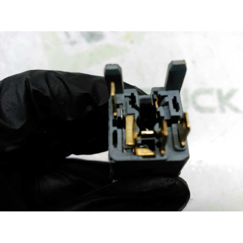 Recambio de boton antivaho para citroën berlingo 1.9 600 d furg. referencia OEM IAM - Blanco 2