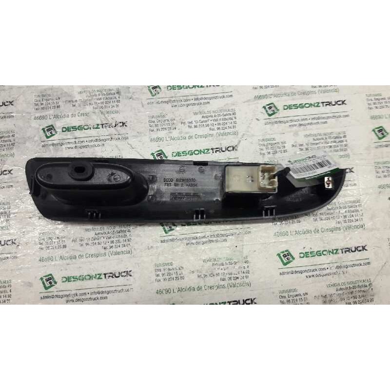 Recambio de mando elevalunas delantero derecho para daewoo matiz cd referencia OEM IAM 96563828 2