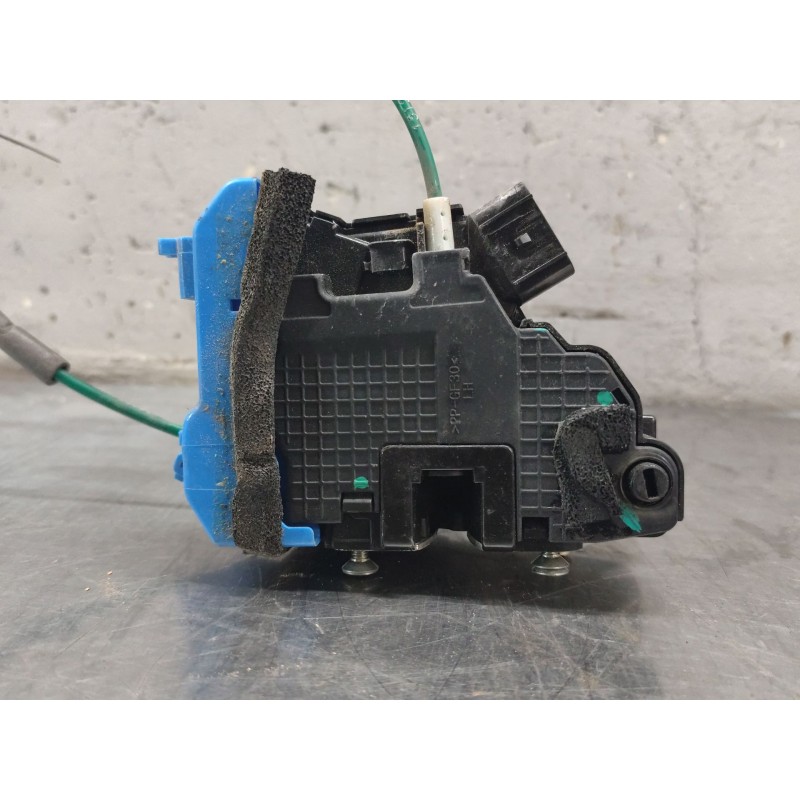 Recambio de cerradura puerta trasera izquierda para hyundai i30 (gd) 1.6 crdi referencia OEM IAM 81410A6100 4
