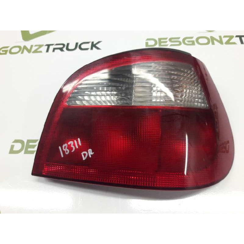 Recambio de piloto trasero derecho para renault megane i fase 2 berlina (ba0) 1.9 dci authentique referencia OEM IAM - Gris