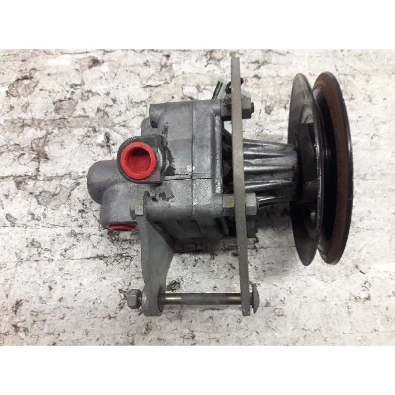 Recambio de bomba direccion para ford fiesta berlina básico referencia OEM IAM 7681955128  
