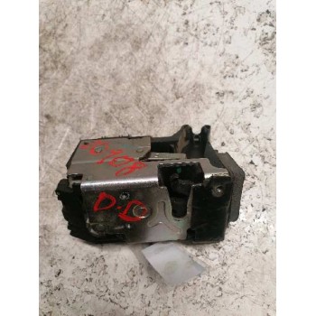 CERRADURA PUERTA DELANTERA DERECHA 4 PINS