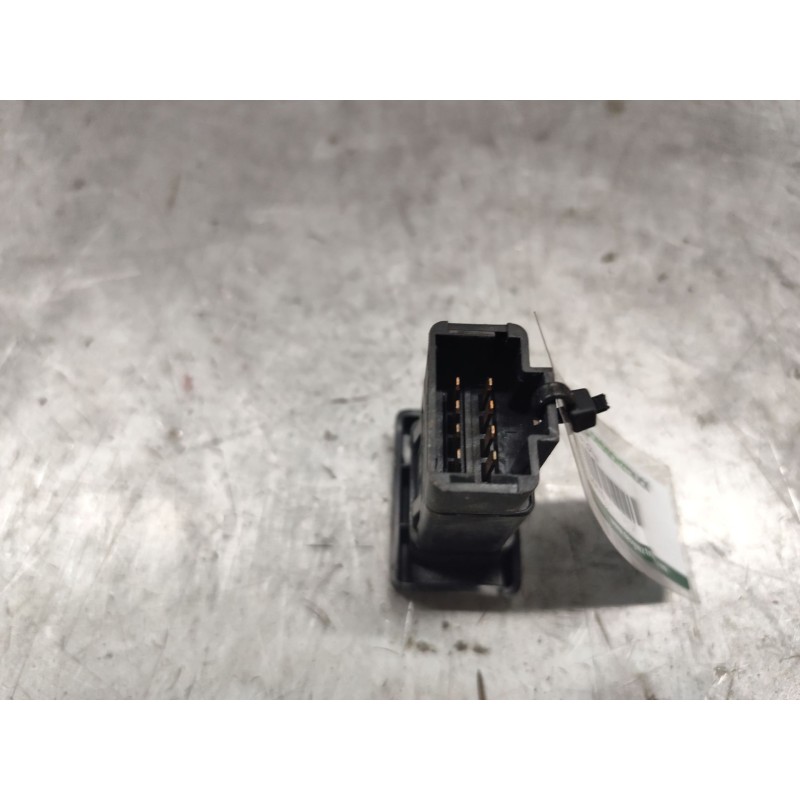 Recambio de warning para dacia logan 1.6 cat referencia OEM IAM  8 PINS 2
