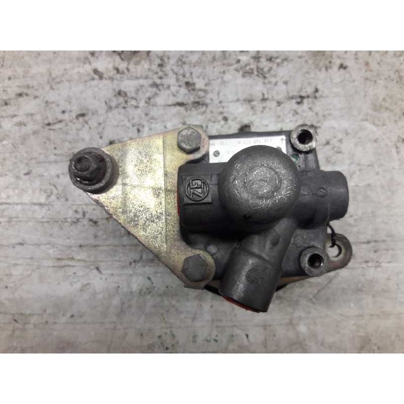 Recambio de bomba direccion para ford fiesta berlina básico referencia OEM IAM 7681955128 - Azul 4