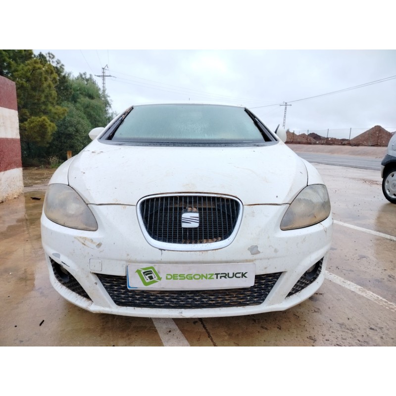 SEAT LEON (1P1)