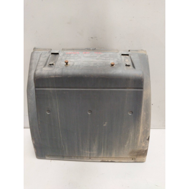 Recambio de guardabarros trasero derecho para man tgx 18.xxx 12.4 diesel referencia OEM IAM  DELANTERO 