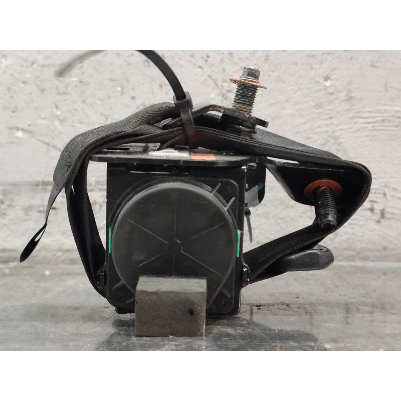 Recambio de cinturon seguridad trasero izquierdo para hyundai i30 (gd) 1.6 crdi referencia OEM IAM 3