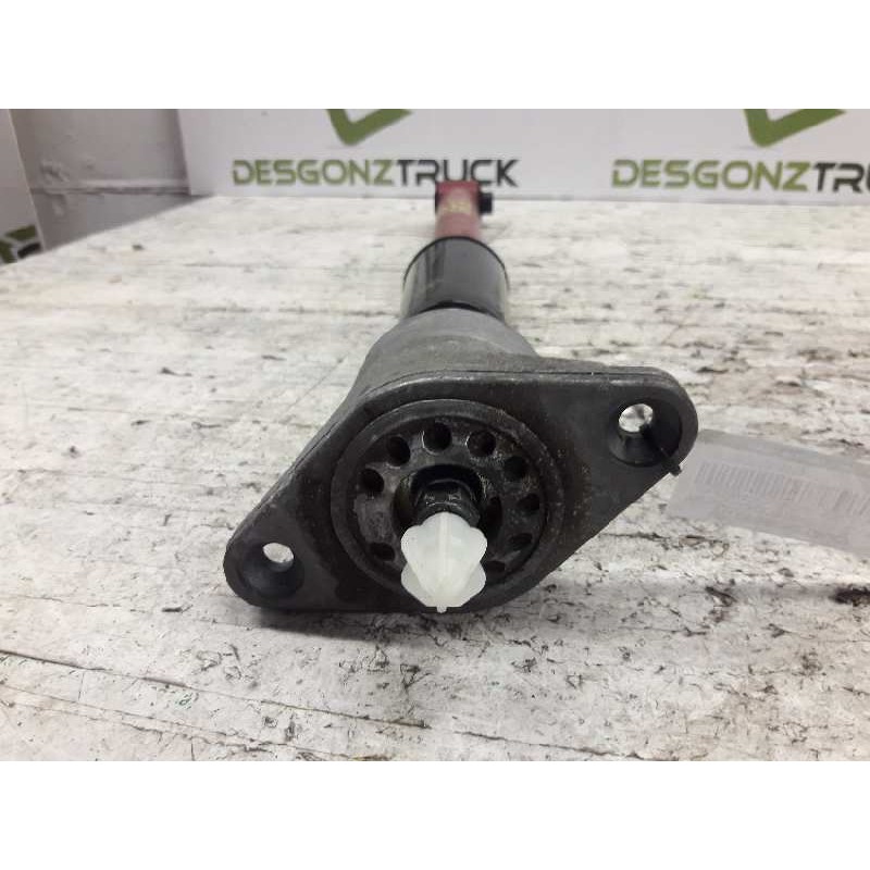 Recambio de amortiguador trasero izquierdo para volkswagen passat berlina (3b3) 1.9 tdi referencia OEM IAM 814901556140 3B051303 3
