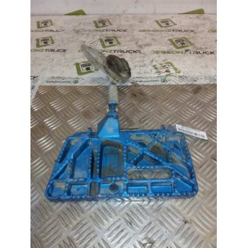 Recambio de peldaño frontal para volvo fh 12 asta 2001 e2 / e3 fsa  4x2 e2/e3 largo globetrotter (lhh2, l2h2) referencia OEM IAM