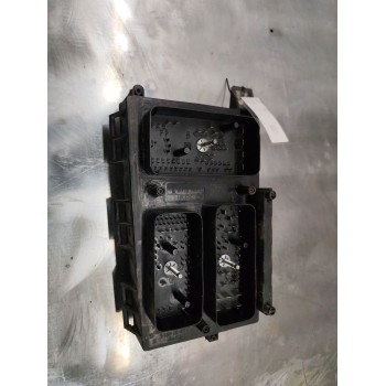Recambio de bsm caja fusibles para opel astra gtc 1.9 cdti referencia OEM IAM 13206754  5DK00866838