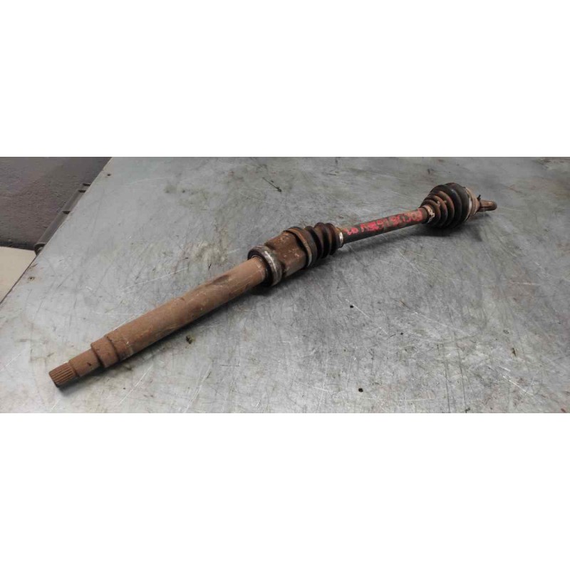 Recambio de transmision delantera derecha para ford focus berlina (cak) ghia referencia OEM IAM  27.50MM MANGUETA 25.50CAMBIO 2