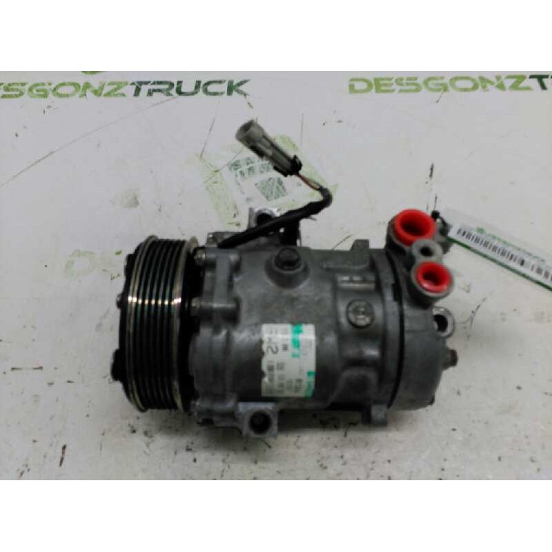 Recambio de compresor aire acondicionado para opel corsa c blue line referencia OEM IAM 13197538  