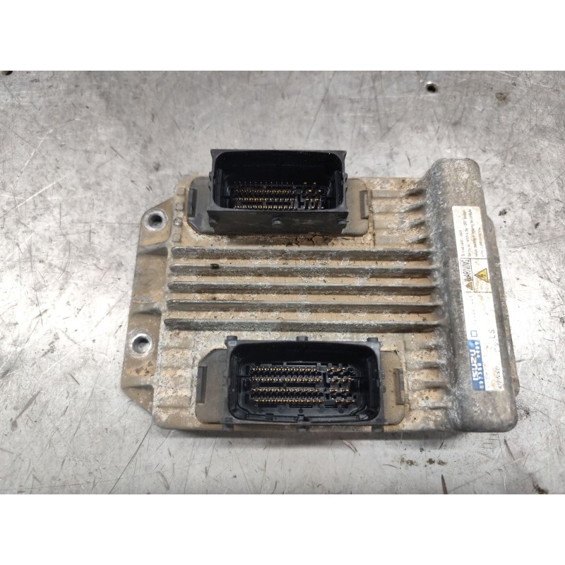Recambio de centralita motor uce para opel meriva cosmo referencia OEM IAM 97350948  