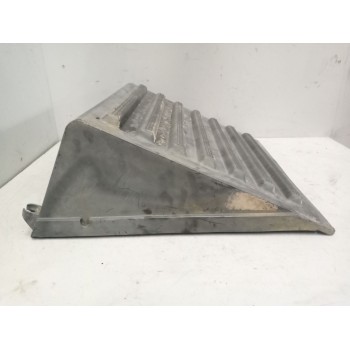 Recambio de tapa bateria para volvo fh xxx 12.8 diesel referencia OEM IAM 3127594  