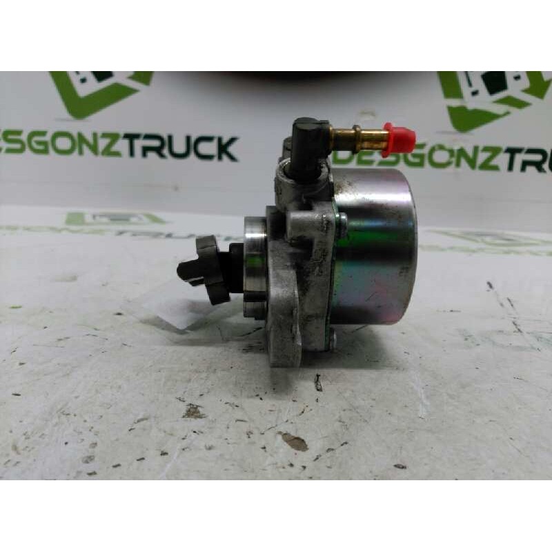 Recambio de depresor freno / bomba vacio para opel corsa c blue line referencia OEM IAM  0055221037 - Rojo 2