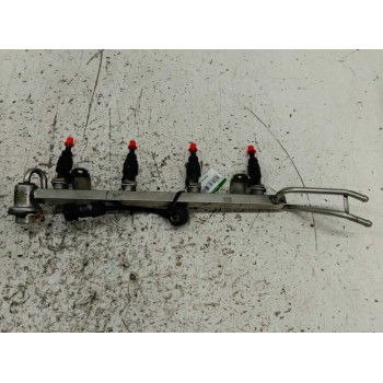 RAMPA INYECTORA 06A133681 
