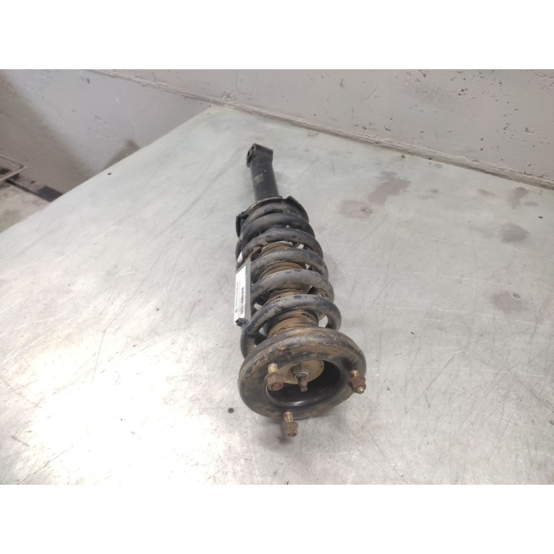 Recambio de amortiguador delantero izquierdo para mitsubishi pajero referencia OEM IAM 341251KYB  