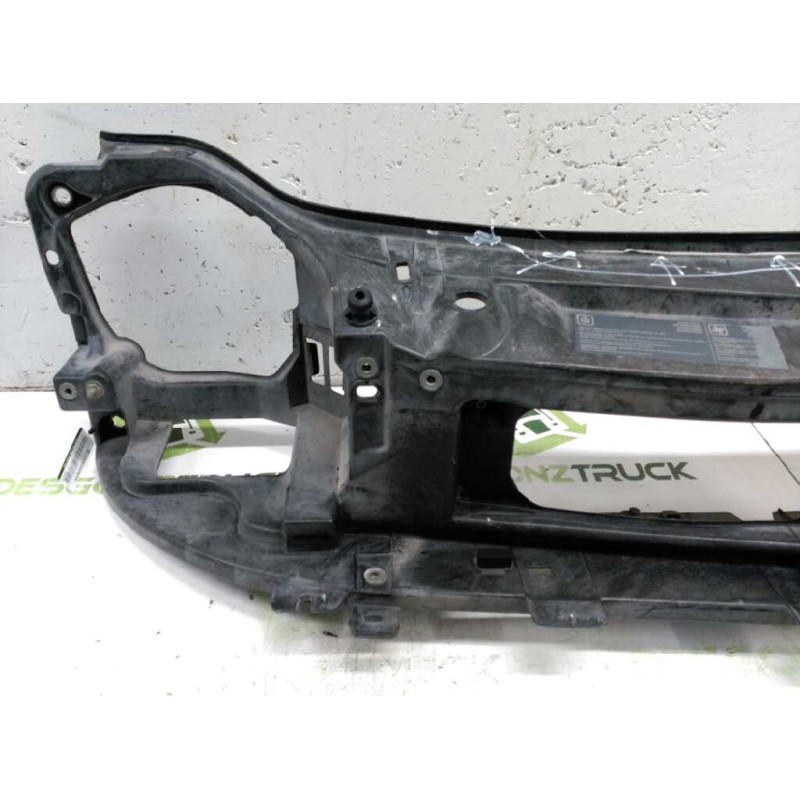 Recambio de panel frontal para renault trafic combi (ab 4.01) 6 - plazas (l2h1) acristalado parcial 2,9t combi largo referencia - Blanco 2