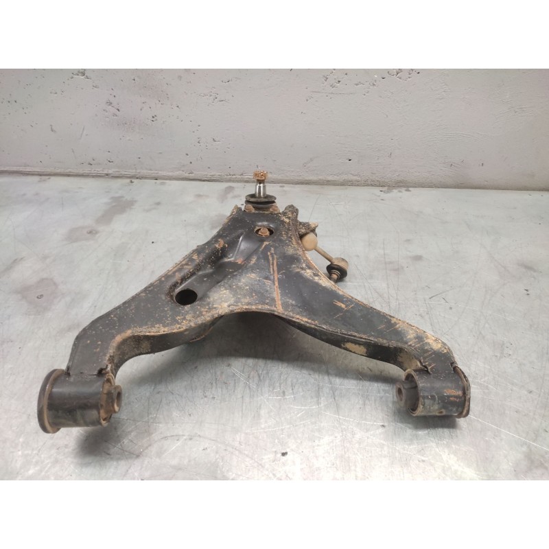 Recambio de brazo suspension inferior delantero derecho para mitsubishi pajero referencia OEM IAM - Azul 2