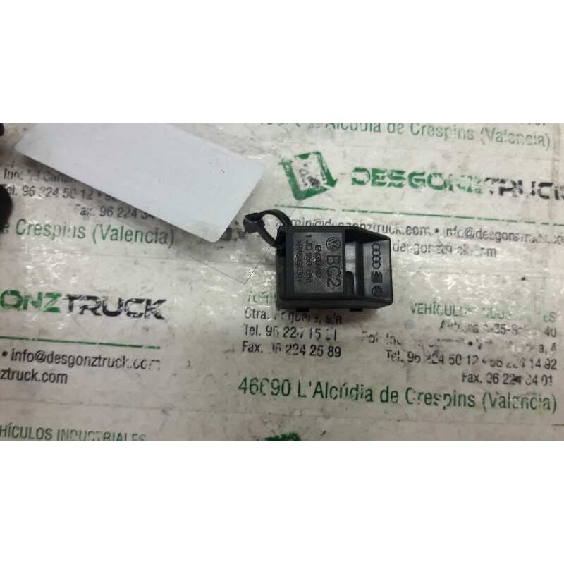 Recambio de mando elevalunas delantero derecho para volkswagen passat berlina (3b3) advance referencia OEM IAM 1J0959855 2