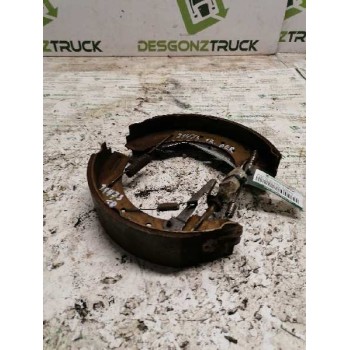 Recambio de zapatas de freno traseras para ford maverick (ml) básico referencia OEM IAM   DERECHA