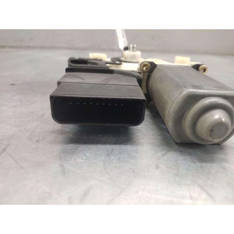 Recambio de motor elevalunas trasero izquierdo para seat toledo (1m2) signo referencia OEM IAM 1C0959811A 2