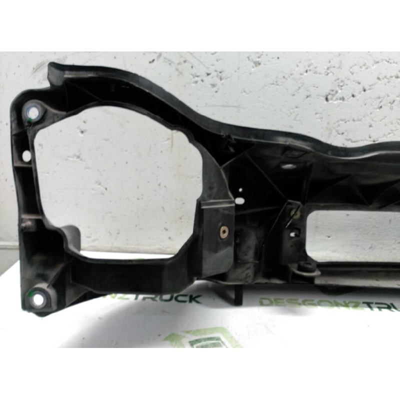 Recambio de panel frontal para renault trafic combi (ab 4.01) 6 - plazas (l2h1) acristalado parcial 2,9t combi largo referencia - Blanco 6